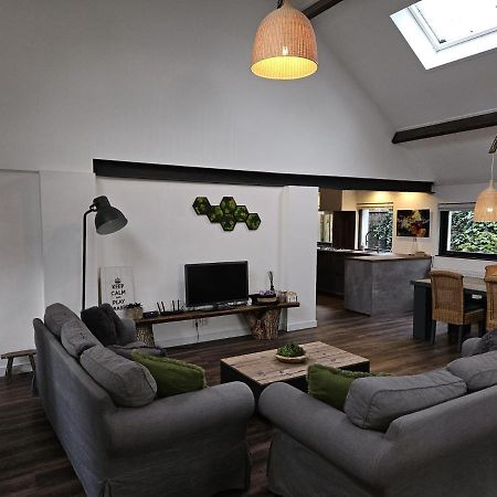 Guesthouse Max Dongen Екстер'єр фото