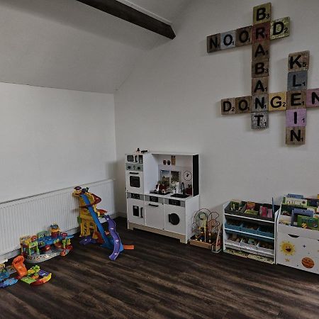 Guesthouse Max Dongen Екстер'єр фото