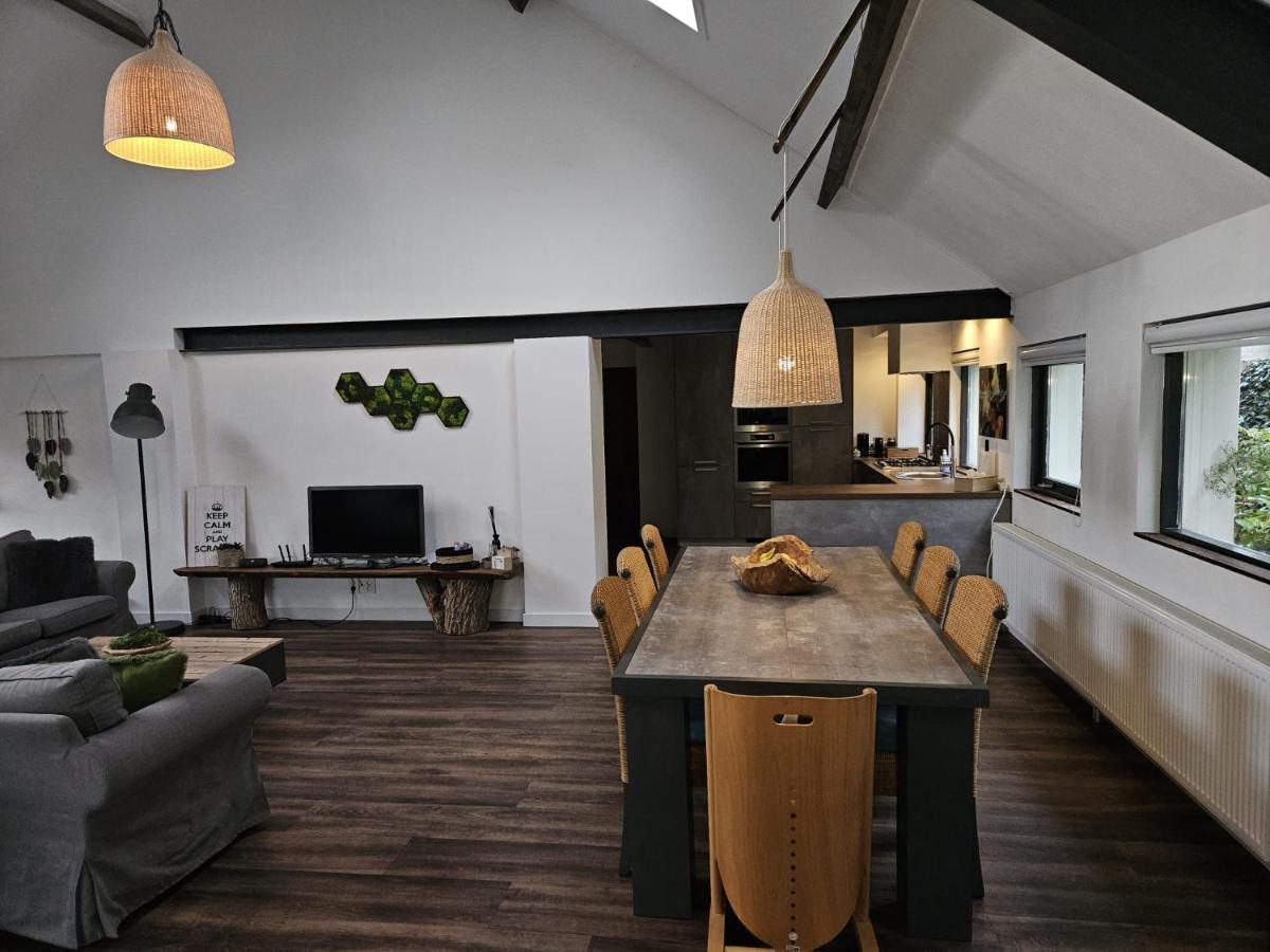 Guesthouse Max Dongen Екстер'єр фото
